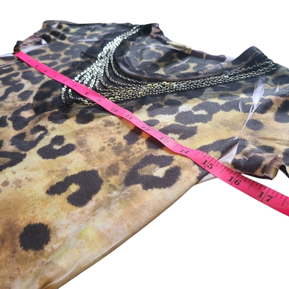 Daytrip by Buckle Leopard Print Tee Medium | Animal Print Glam Rock Chain Detail - Picture 5 of 8